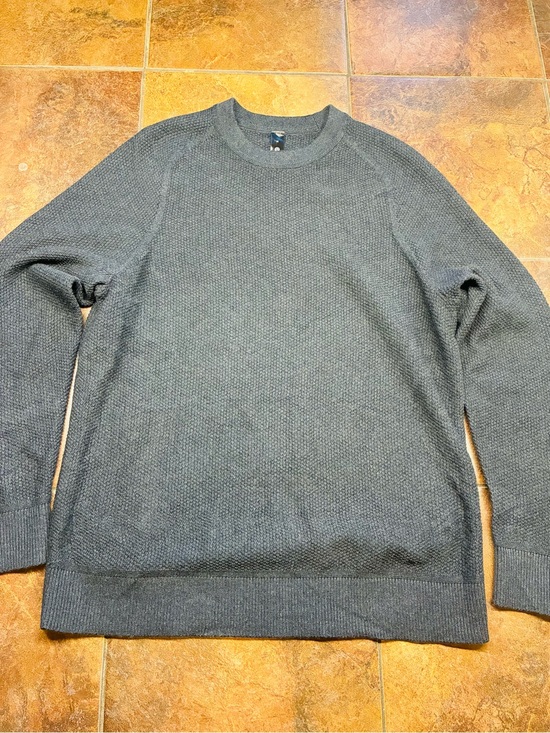 lululemon athletica Other - lululemon athletica Men's Green Crewneck Sweater